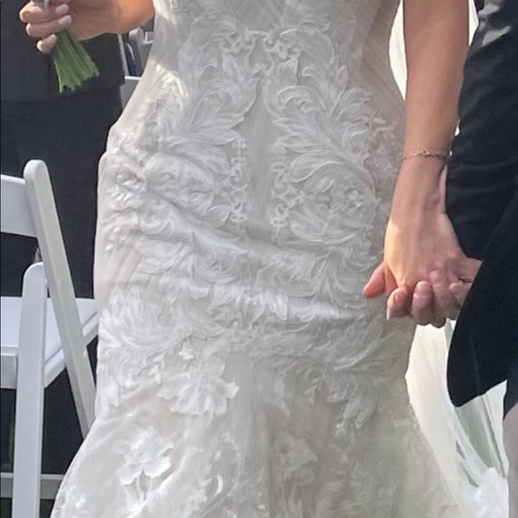 Ines Di Santo Lace, Ivory Wedding Dress - Picture 3 of 13